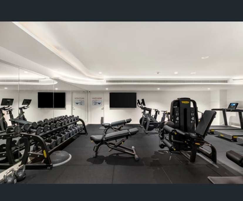 $500, Flatshare, 2 bathrooms, St Kilda VIC 3182