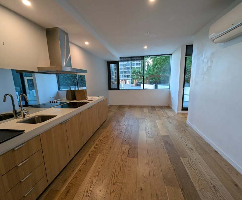 Room in a share house