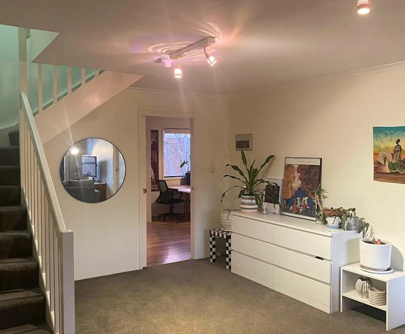 Unfurnished room in a flatshare