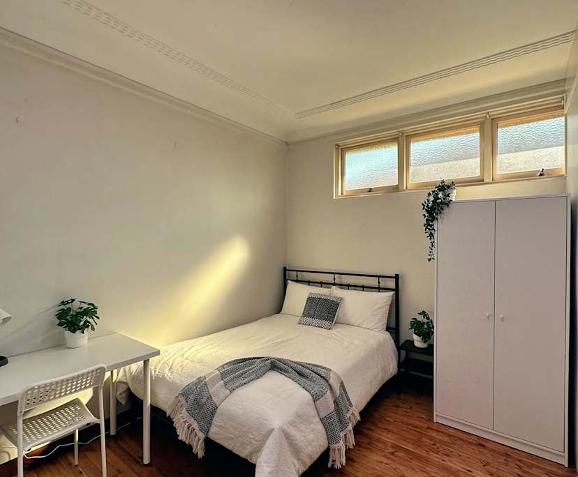 $260, Share-house, 6 bathrooms, Beverly Hills NSW 2209