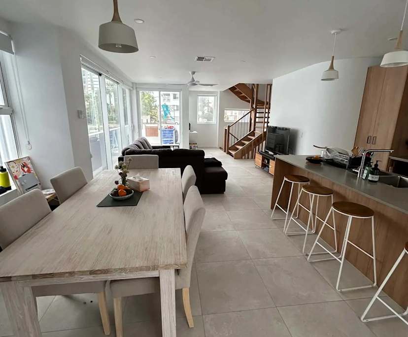 $540, Flatshare, 4 bathrooms, Palm Beach QLD 4221