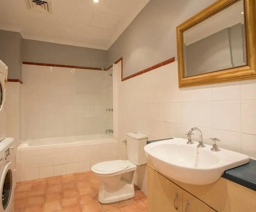$250, Share-house, 2 bathrooms, Surry Hills NSW 2010