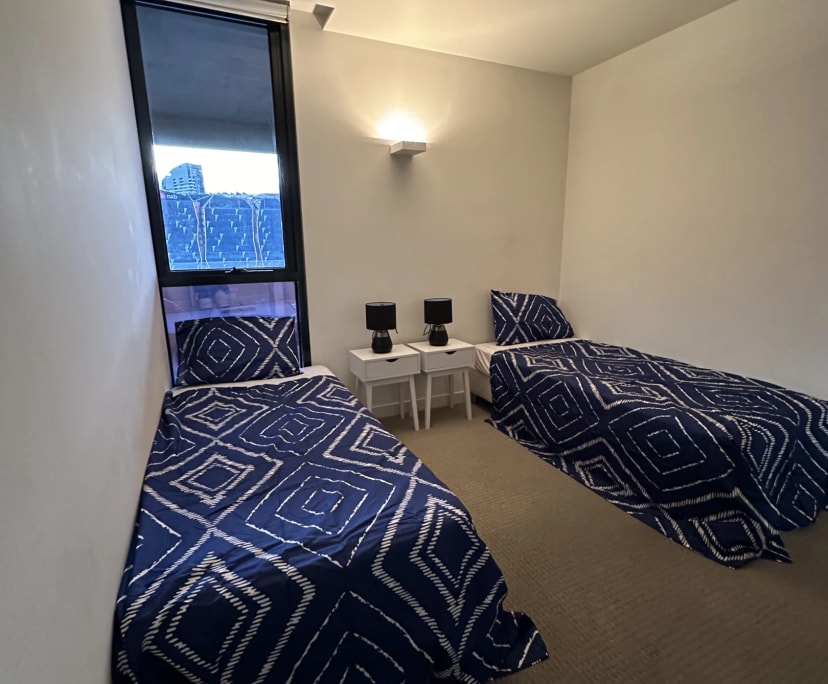 Furnished room with ensuite in a flatshare