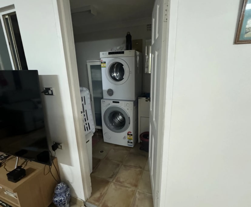 $300, Share-house, 3 bathrooms, Canterbury NSW 2193