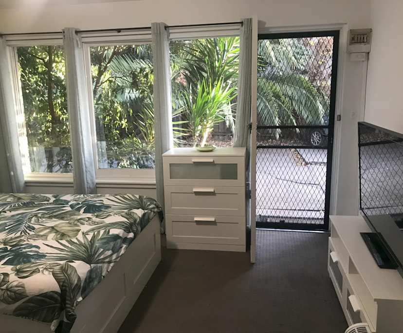 $540, Studio, 1 bathroom, St Kilda VIC 3182