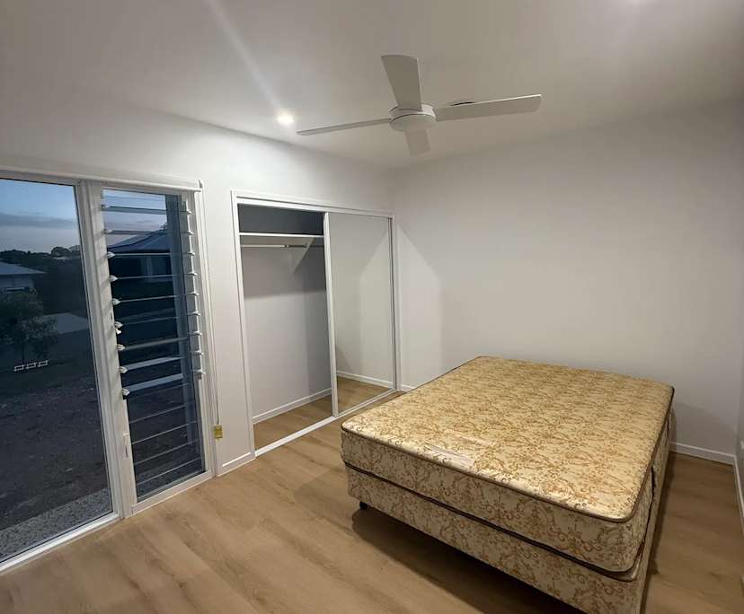 $350, Share-house, 3 rooms, Southside QLD 4570, Southside QLD 4570