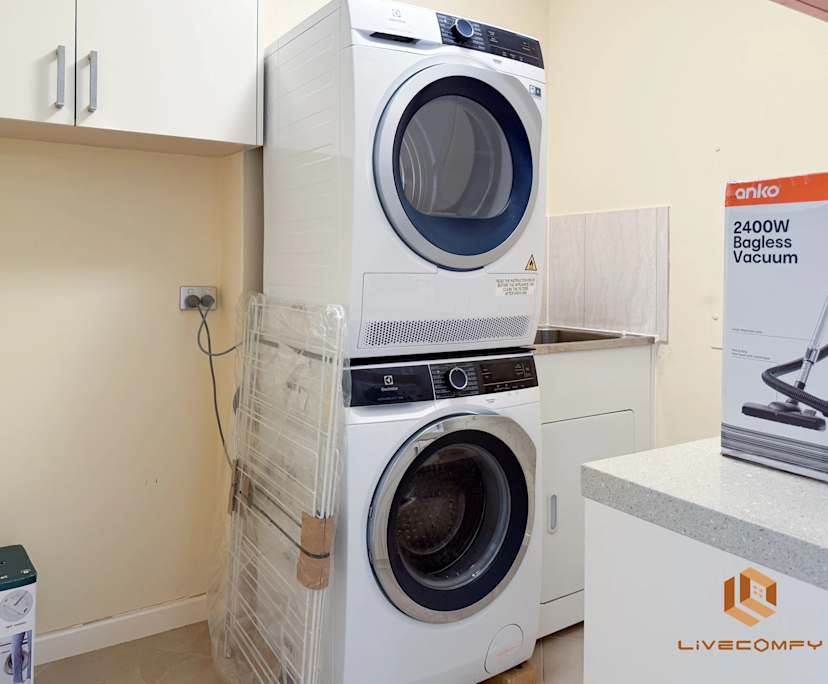 $530, Flatshare, 3 bathrooms, South Perth WA 6151