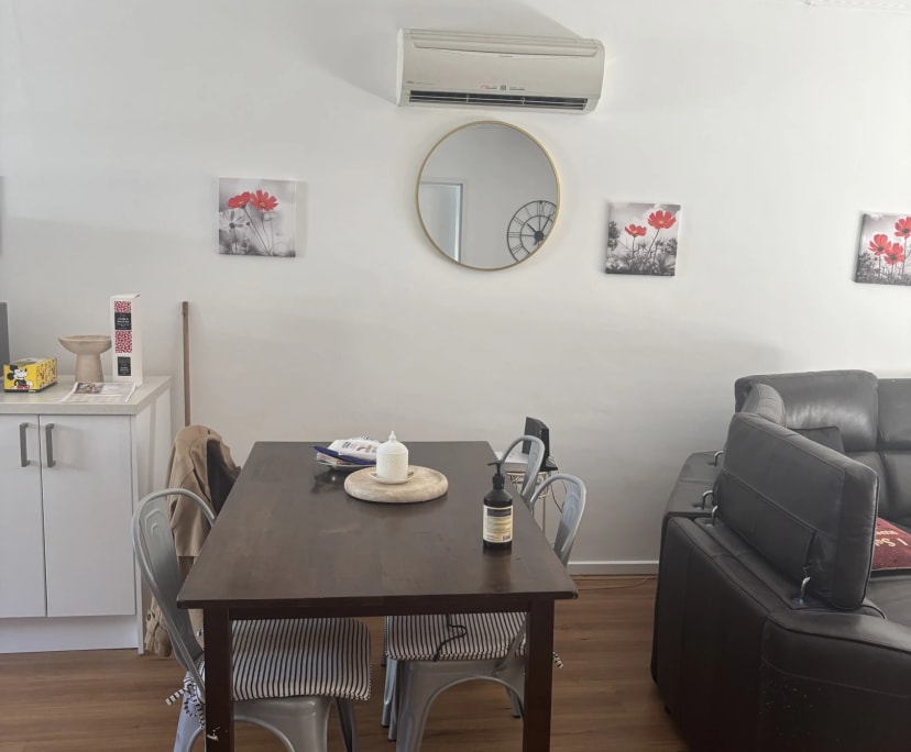 Unfurnished room in a flatshare