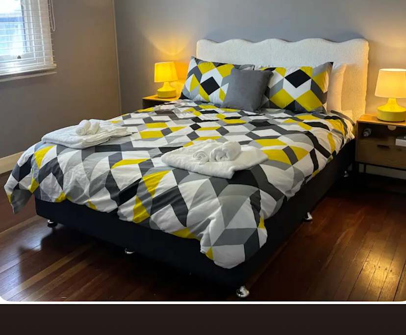 Furnished room in a share house