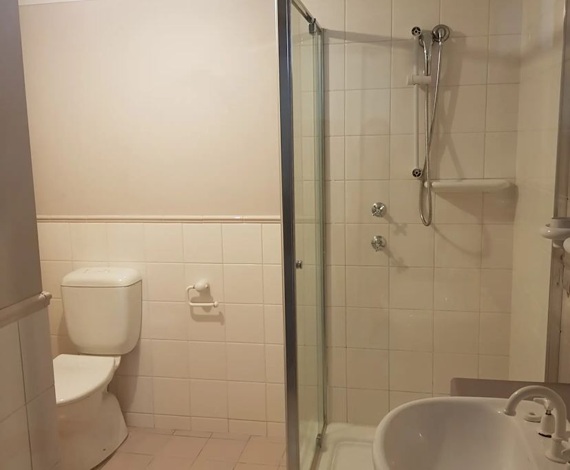 Furnished room with own bathroom