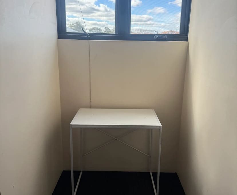Furnished room in a share house