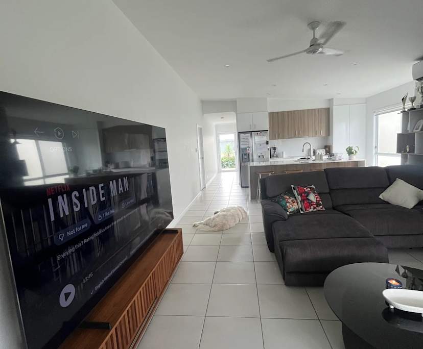 Room in a share house