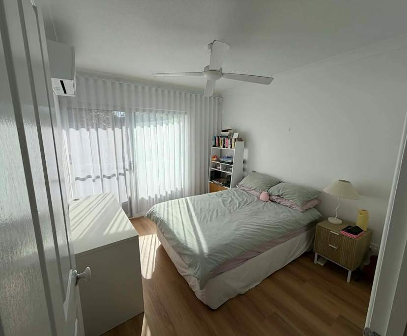 $335, Flatshare, 2 bathrooms, Coorparoo QLD 4151