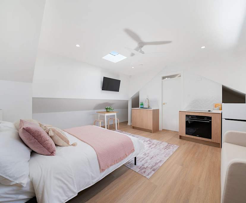 $720, Granny-flat, 1 bathroom, Stanmore NSW 2048
