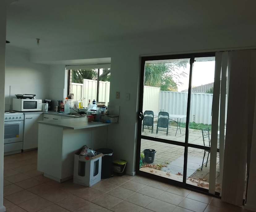 Room in a share house