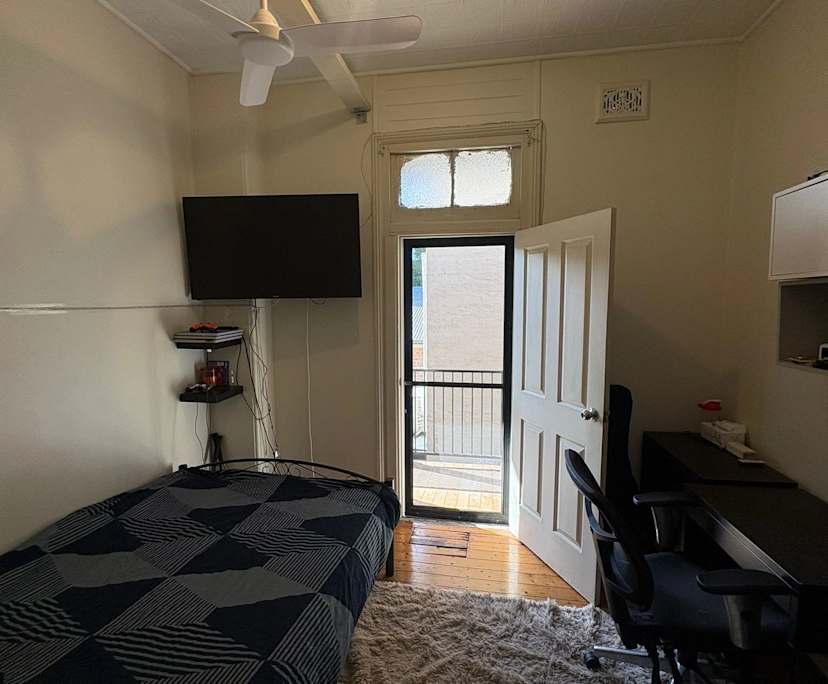 Unfurnished room in a share house