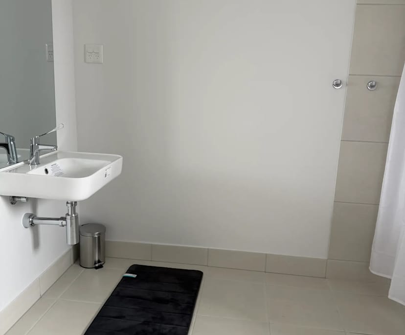 $250, Share-house, 5 rooms, Bonshaw VIC 3352, Bonshaw VIC 3352