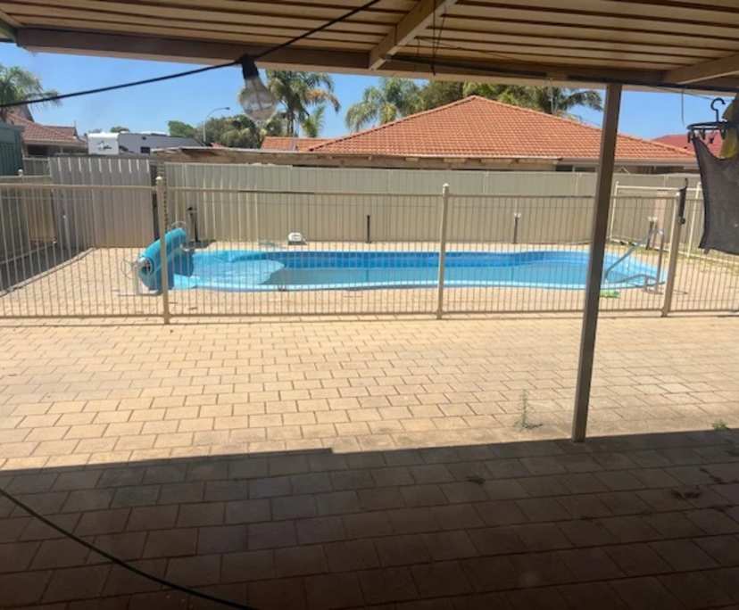 $290, Share-house, 3 bathrooms, Waikiki WA 6169
