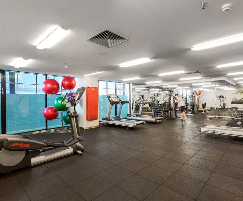 $750, 1-bed, 1 bathroom, Melbourne VIC 3000