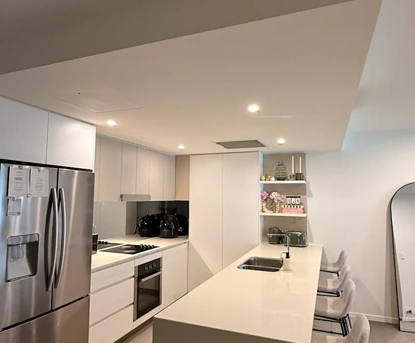 Unfurnished room with own bathroom