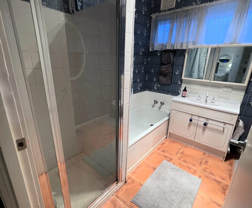 $330, Share-house, 6 bathrooms, Glen Waverley VIC 3150