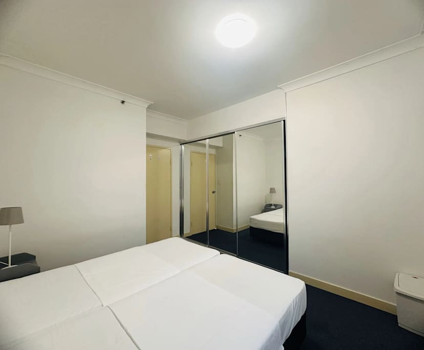 Furnished room in a flatshare