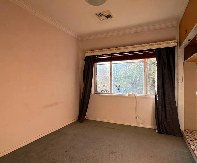 Room in a share house