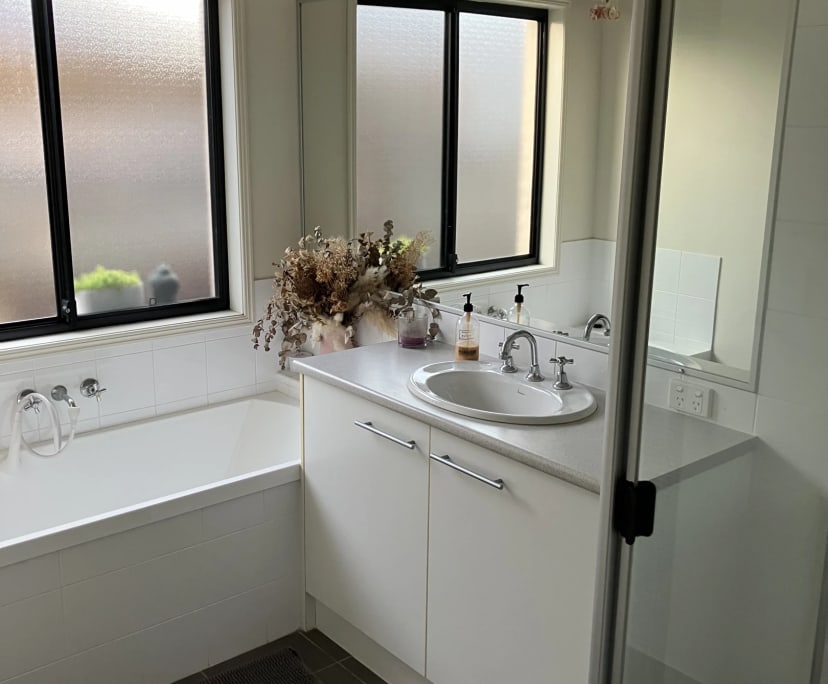 $300, Share-house, 4 bathrooms, Meridan Plains QLD 4551