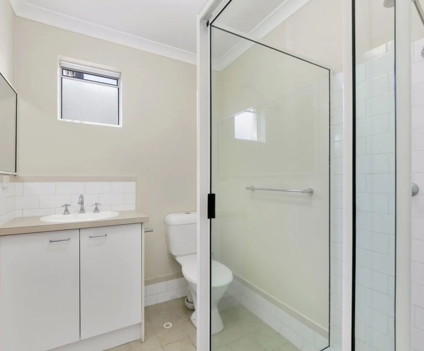 $340, Share-house, 3 bathrooms, Bentley WA 6102