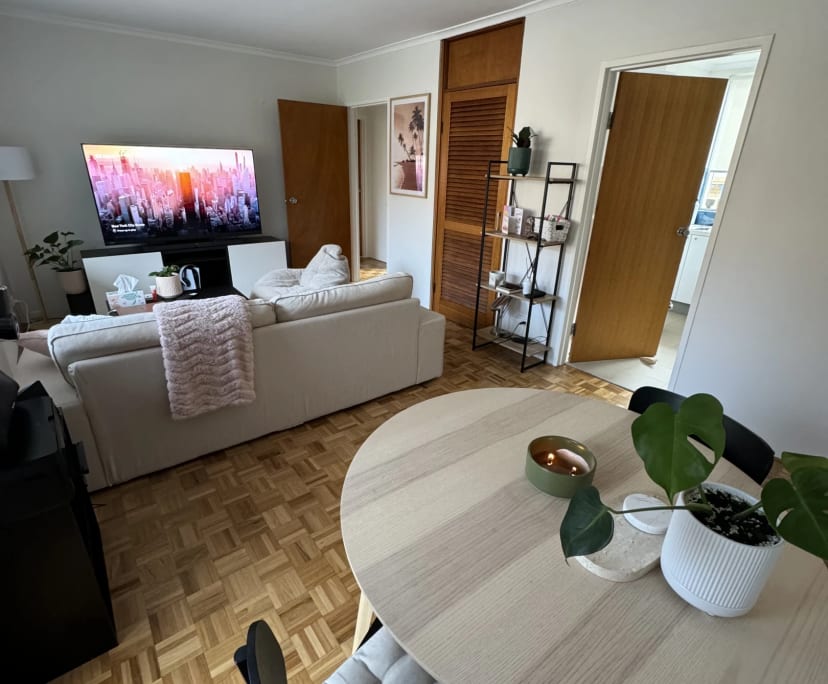 Whole property with 2 rooms for rent