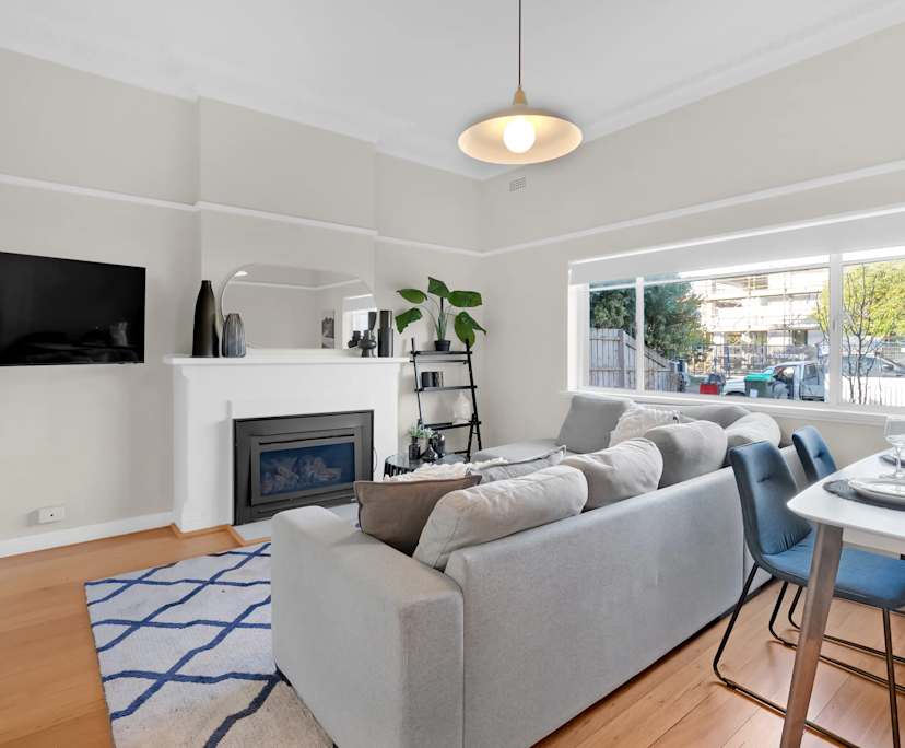 $1,580, Whole-property, 4 bathrooms, Caulfield South VIC 3162