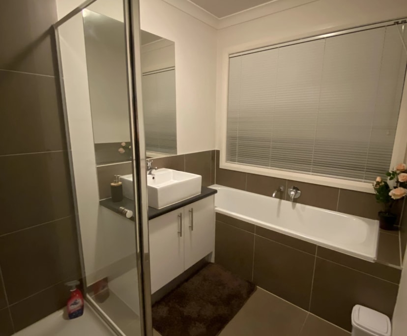 $210, Share-house, 4 bathrooms, Marshall VIC 3216