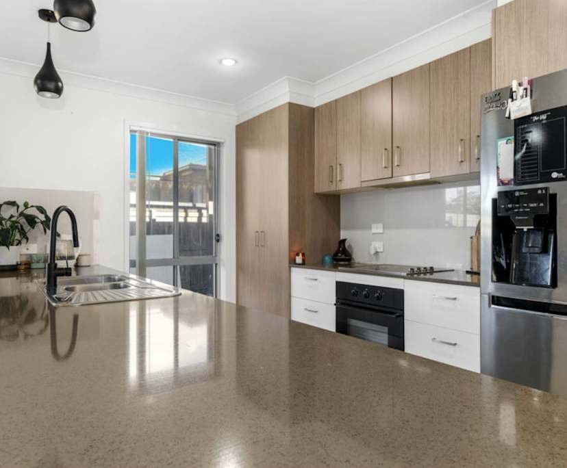 $300, Share-house, 4 bathrooms, Pimpama QLD 4209