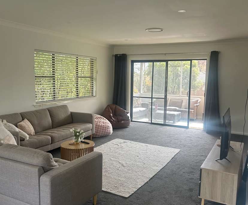 Unfurnished room in a share house