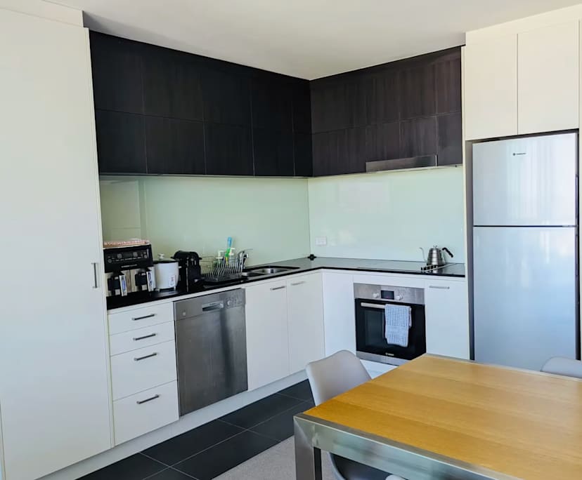 $450, Flatshare, 2 bathrooms, Kangaroo Point QLD 4169