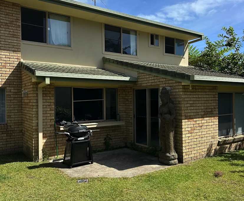 $390, Share-house, 4 bathrooms, Alexandra Headland QLD 4572
