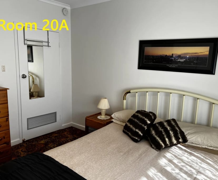 $255, Student-accommodation, 3 bathrooms, Valley View SA 5093