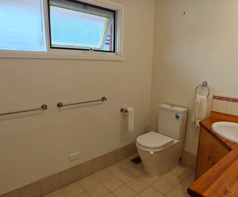 Furnished room with ensuite in a share house