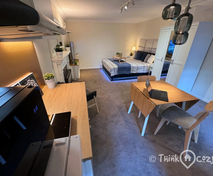 Room for Rent in Doncaster, Melbourne | $410, Furnis... | Flatmates.com.au