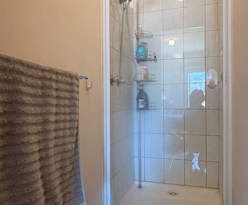 $340, Share-house, 4 bathrooms, Glen Waverley VIC 3150