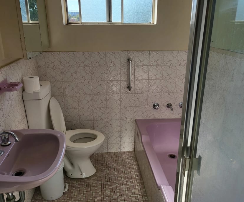 $320, Flatshare, 2 bathrooms, Hillsdale NSW 2036