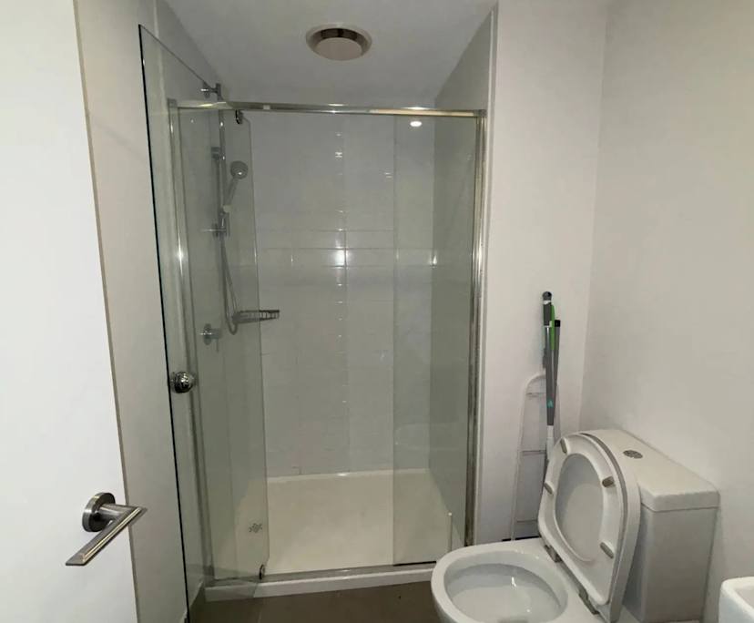$900, Whole-property, 2 bathrooms, Melbourne VIC 3000