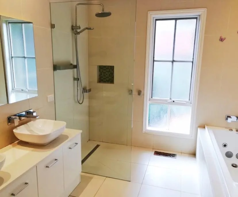 Furnished room in a share house