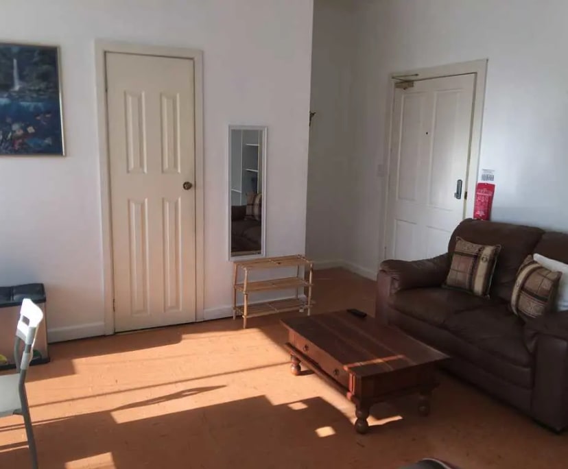 $500, Studio, 1 bathroom, St Kilda VIC 3182