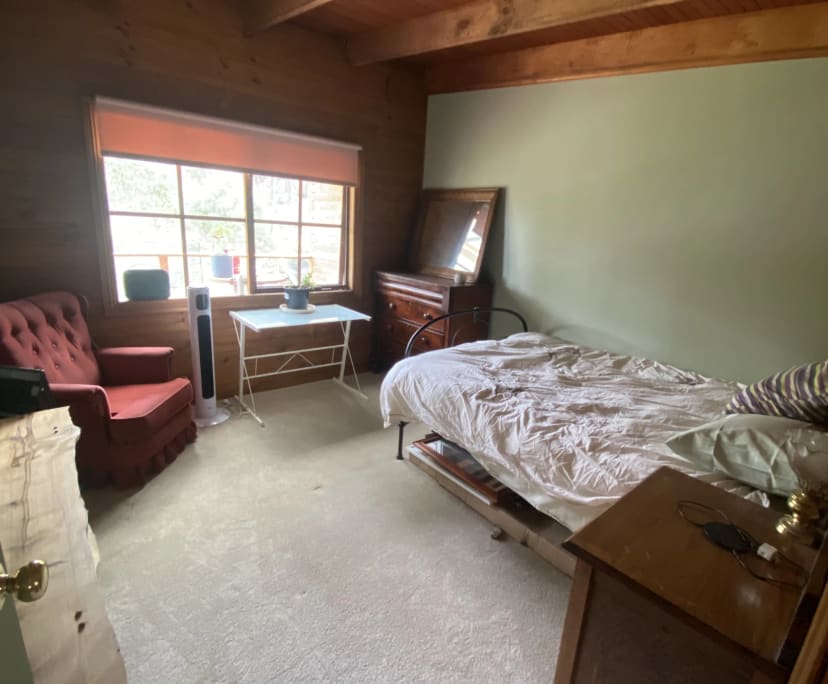 Furnished room with own bathroom