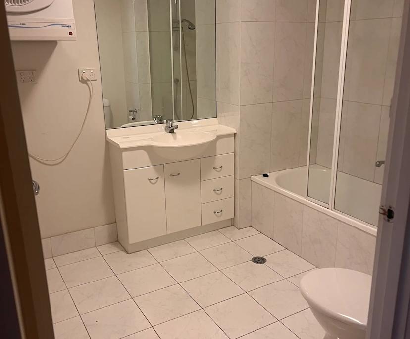 Unfurnished room with own bathroom