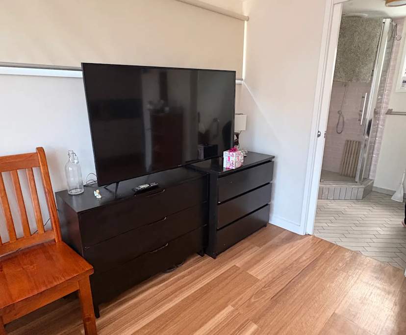 Furnished room granny flat for rent