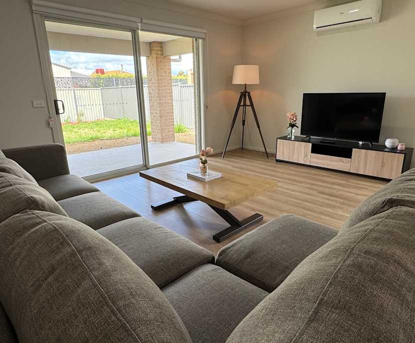 $240, Share-house, 4 bathrooms, Alfredton VIC 3350