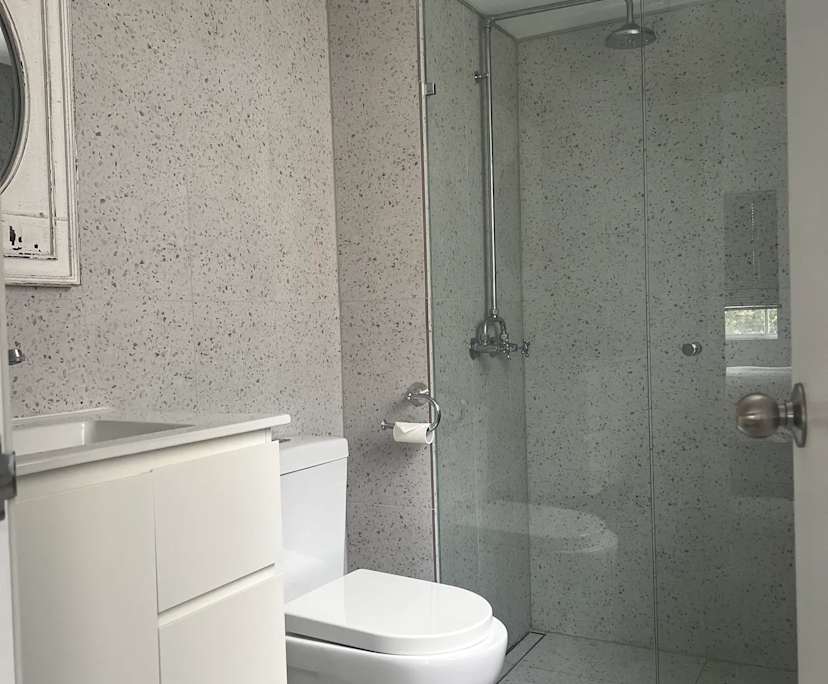 $650, Whole-property, 2 bathrooms, Taringa QLD 4068