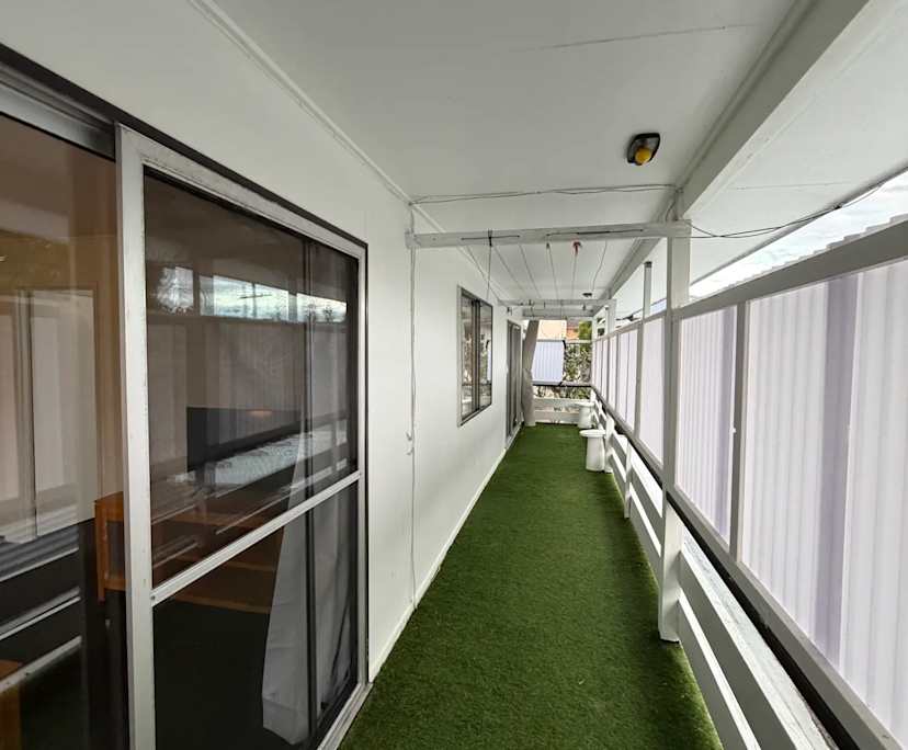 Unfurnished room in a flatshare